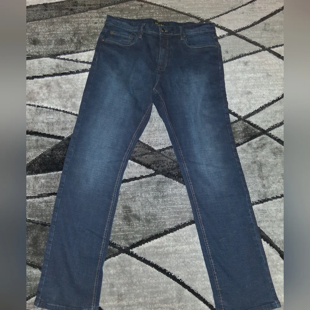 NWT Urban Star Size 36 X 32 Blue Stretch Relaxed Fit Straight Leg Jeans! - Picture 4 of 13